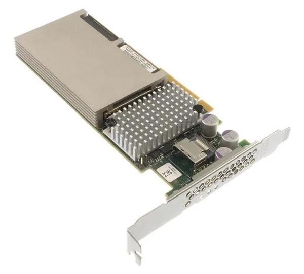 00AE886 - IBM 800GB SAS / SATA ServeRAID Controller