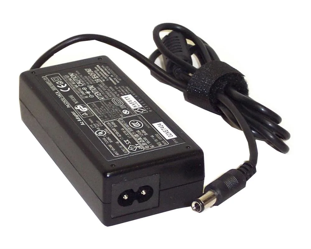 07KP4X - Dell 65-Watts AC Adapter for Latitude