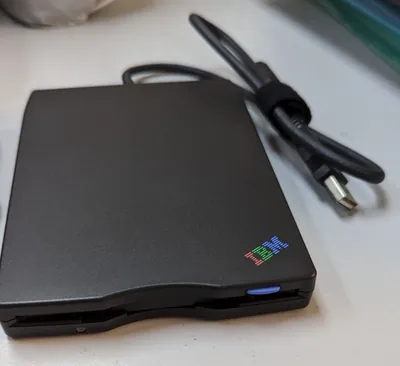 14R0057 - IBM USB Floppy Drive