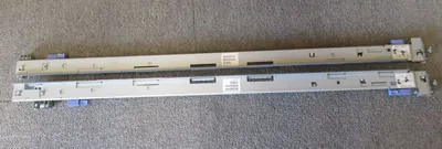 24P1121 - IBM 1U Rack Mounting Kit for xSeries X335 System x3250