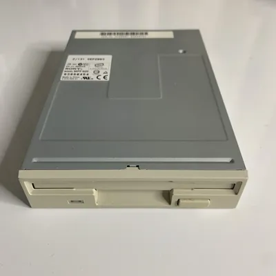 371-3063 - Sun SPARE FLOPPY Disk Unit 9985V