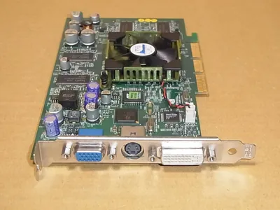 4R306 - Dell 64MB AGP DVI VGA Video Graphics Card