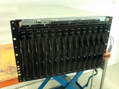 8677-HC1 - IBM BladeCenter E 8677 Chassis