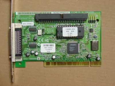 AHA-2940W - Adaptec 32-bit PCI-to-FAST SCSI Host Adapter