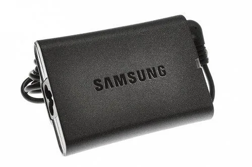 BA44-00272A - Samsung Ac Adapter 19v 2.1a