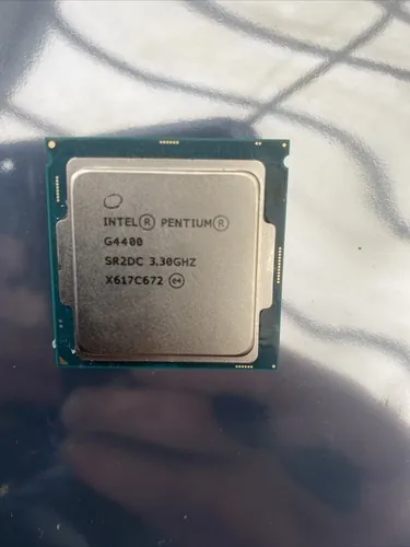 BX80662G4400 - Intel Pentium G4400 Dual Core 3.30GHz 8GT/s DMI3 3MB SmartCache Socket FCLGA1151 Processor
