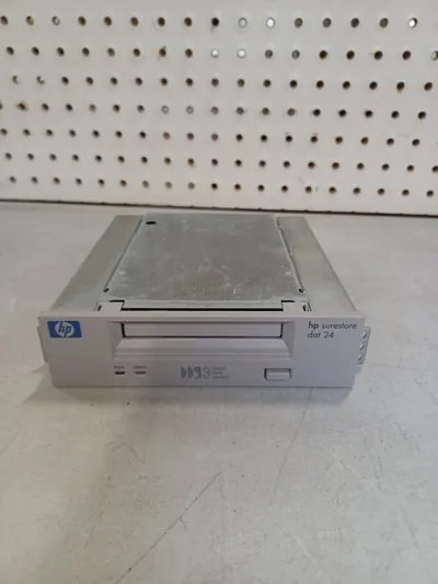 C5677A - HP SureStore 144GB 24 X 6 Dat DDS-3 Autoloader