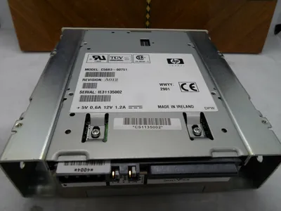 C5683-00154 - HP Surestore 20GB (Native) / 40GB (Compressed) DAT40 DDS-4 SCSI LVD Single Ended 68-Pin 5.25-inch Internal Tape Drive (Carbon)