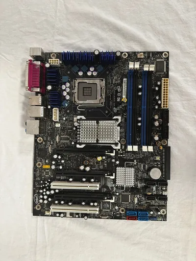 D10351-303 - Intel Server Motherboard