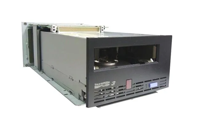 DD034 - Dell 400/800GB LTO-3 PV132T FH Fibre Channel Loader Module Tape Drive