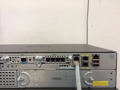 Cisco FLU92-C8VHL IOS Value Small Office/Voice/FW/IPSec 56 v.12.X License 1 Router English