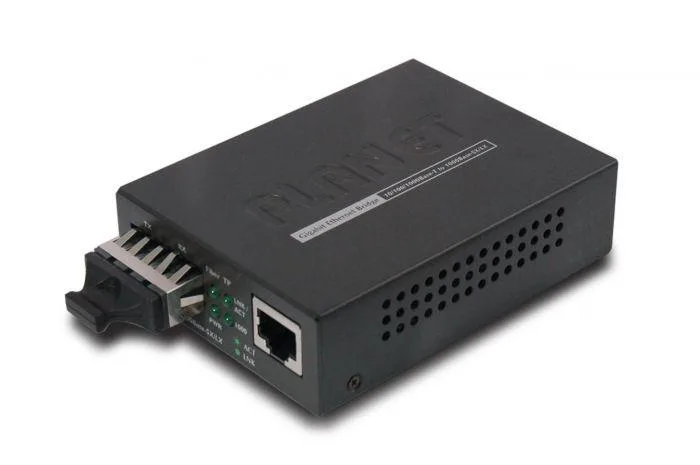 GT-802 - Planet 1 x Port 10/100/1000Base-T + 1 x Port 1000Base-SX 550m Multi-Mode SC Connector Gigabit Ethernet Media Converter