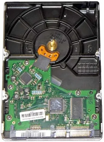 Samsung HD253GJ/D Spinpoint F3 250GB 7200RPM SATA 3Gb/s 16MB Cache 3.5-inch RoHS Hard Drive