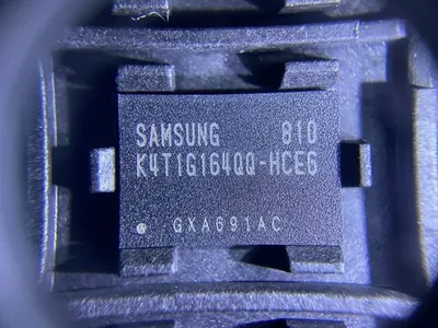 K4T1G164QQ-HCE6000 - Samsung DDR2-667MHz 64Mx16 Pb-Free DRAM Memory Chip