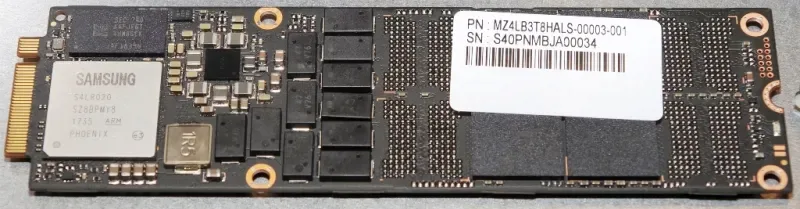 MZ4LB3T8HALS-00003 - Samsung PM983 Series 3.84TB Triple-Level Cell PCI Express 3.0 x4 NvMe M.2 22110 Solid State Drive