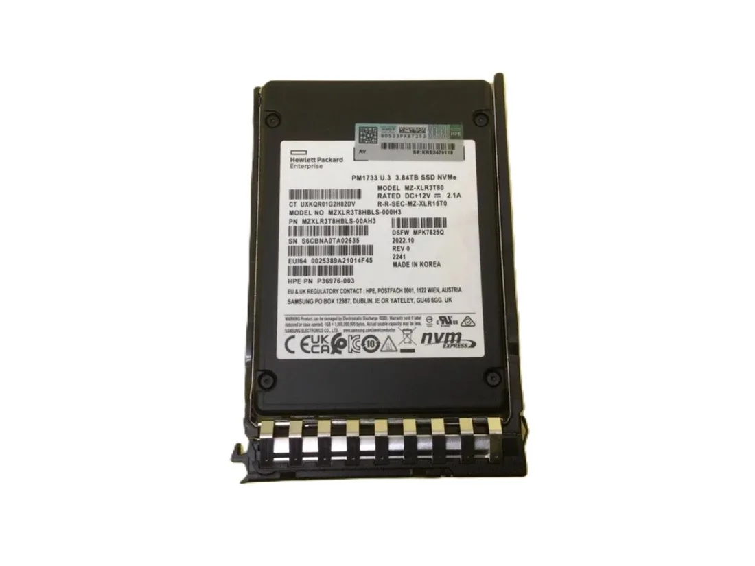 HPE P40990-001 HPE PM1733 3.84TB PCIe 4.0 NVMe SSD with tray for enterprise servers