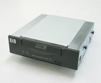 HP Q1522A#ABA StorageWorks DAT-72i 36GB(Native)/72GB(Compressed) DDS-5 SCSI 68-Pin Single Ended LVD Internal Tape Drive (Carbon)