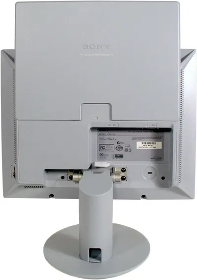 SDM-S93-11108 - Sony SDM-S93 19-inch LCD Monitor
