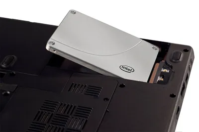 Intel Hard Drive ThinkPad Solid State 160GB SATA-300 (3 Gbi…