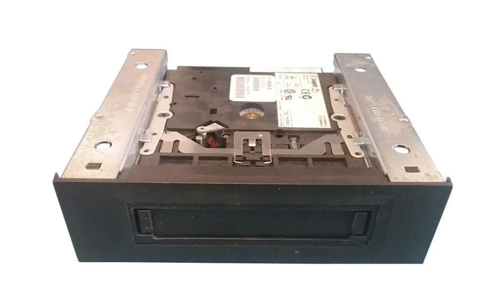 STT320000A - Seagate 10GB(Native) / 20GB(Compressed) Travan-5 (TR-5) ATA/IDE 3.5-inch Internal Tape Drive