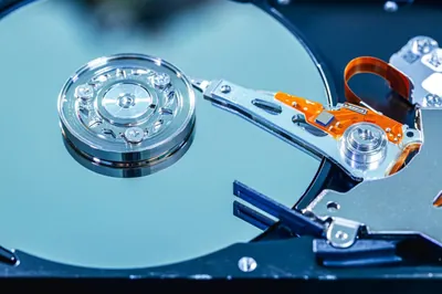 WT149 - Dell 80GB 5400RPM SATA 3Gb/s 2.5-inch Hard Drive