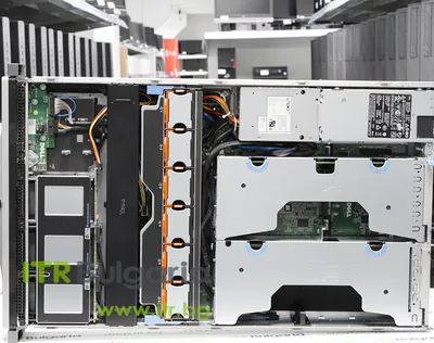 Y7283 - Dell Precision R5500 CTO Chassis